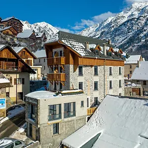 *** Hotel Madame Les Cimes France
