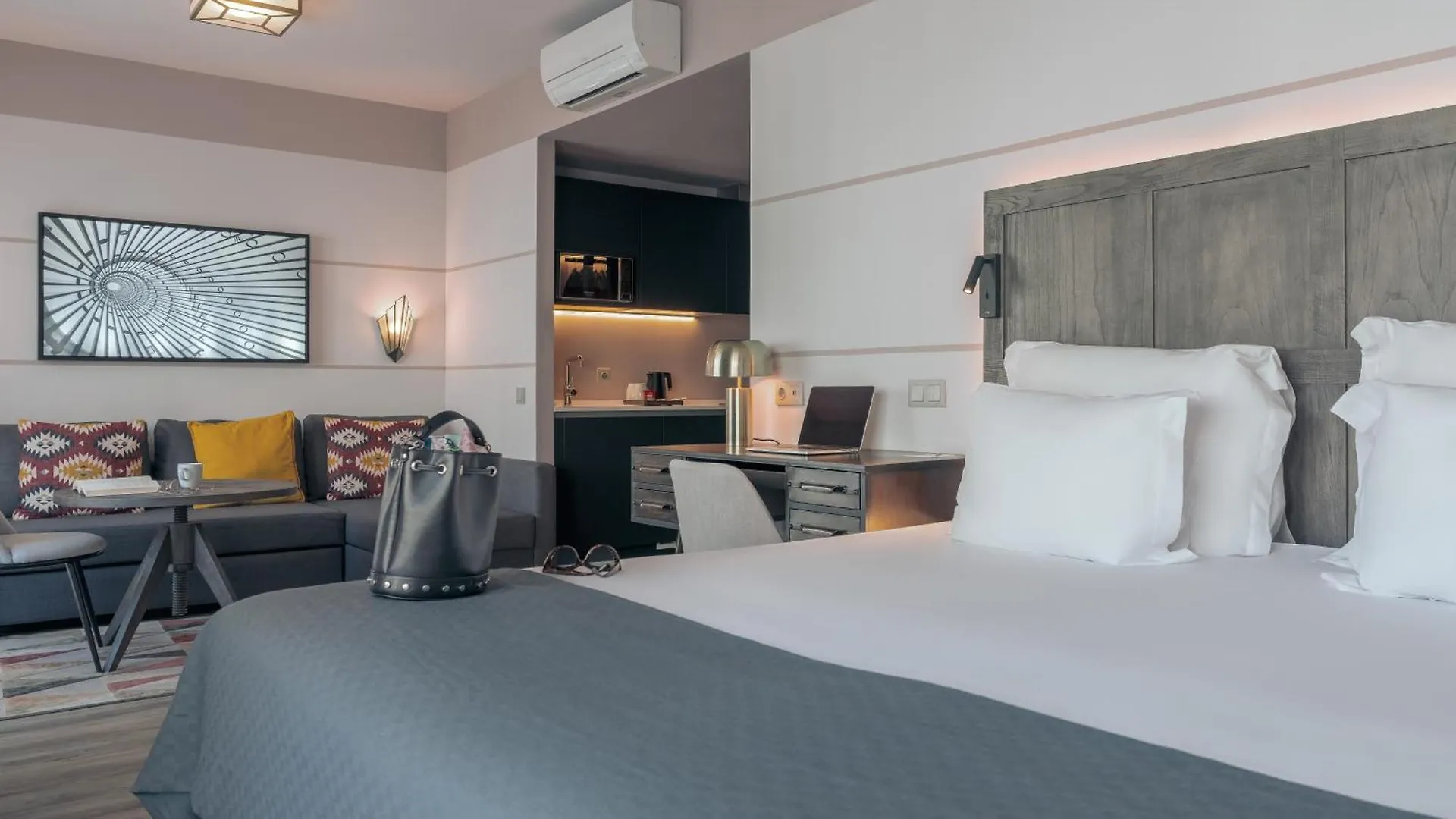 **** Hotel Pestana Lisboa Vintage City Center Suites Portugal